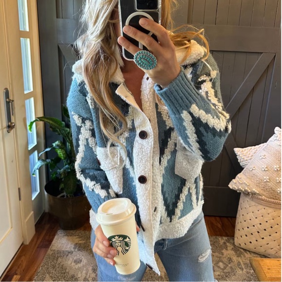 New Quilted Cardigan Sweater Coat / Women's Shacket Blue Western Boho Jacket - Picture 3 of 7